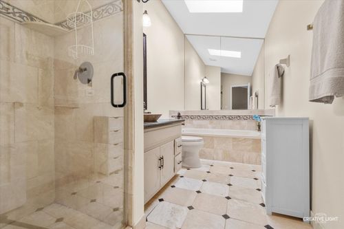 1611 Conan Doyle Rd, Naperville, IL, 60564-5195 | Card Image