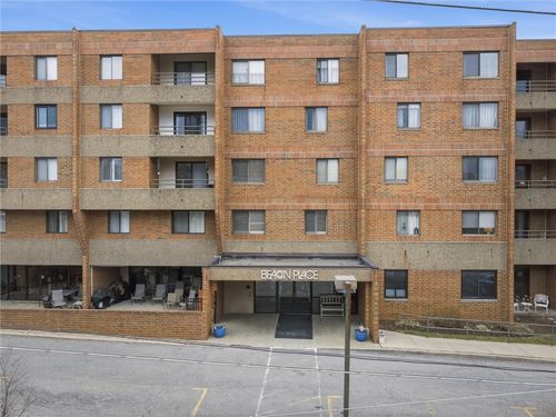apt-107-5715 Beacon St, Squirrel Hill, PA, 15217-2079 | Card Image