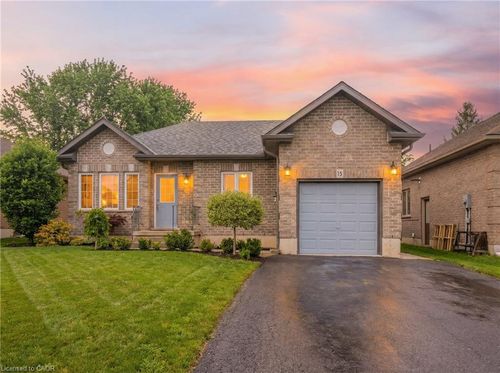 15 Irving Drive, Norwich, ON, N0J1P0 | Card Image