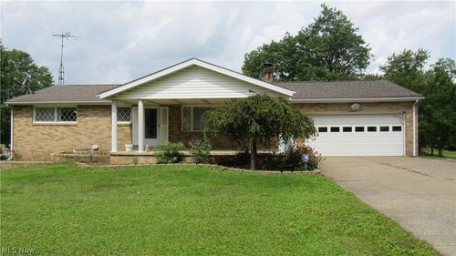 6841 Navarre Road Sw, Massillon, OH, 44646 | Card Image