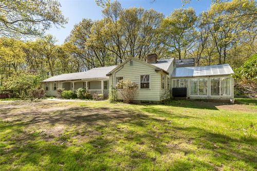 101 Cobble Hill Rd, Lincoln, RI, 02865-4012 | Card Image