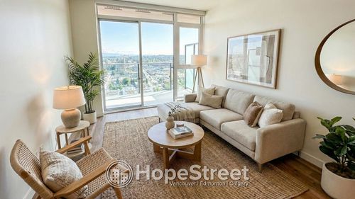 3005-10448 University Dr, Surrey, BC, V3T0S7 | Card Image