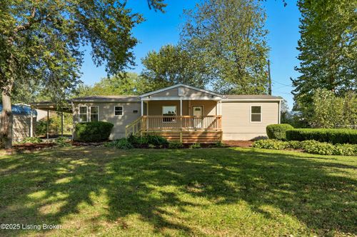 38 Woodstock Cir, La Grange, KY, 40031-7739 | Card Image