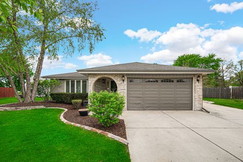 16448 S Rowley Ln, Lockport, IL, 60441-7661 | Card Image