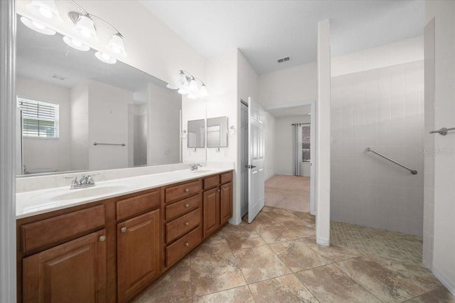 8640 Sw 83 Rd Loop, House other with 3 bedrooms, 2 bathrooms and null parking in OCALA FL | Image 31