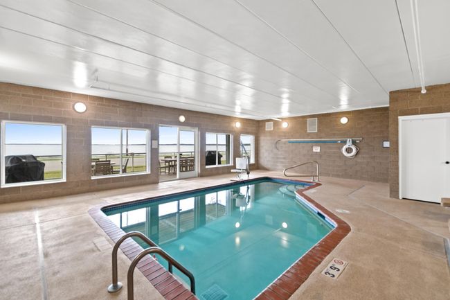 Heated Pool Area | Image 23