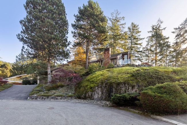 6022 Glenwynd Place, House other with 4 bedrooms, 3 bathrooms and 5 parking in West Vancouver BC | Image 12