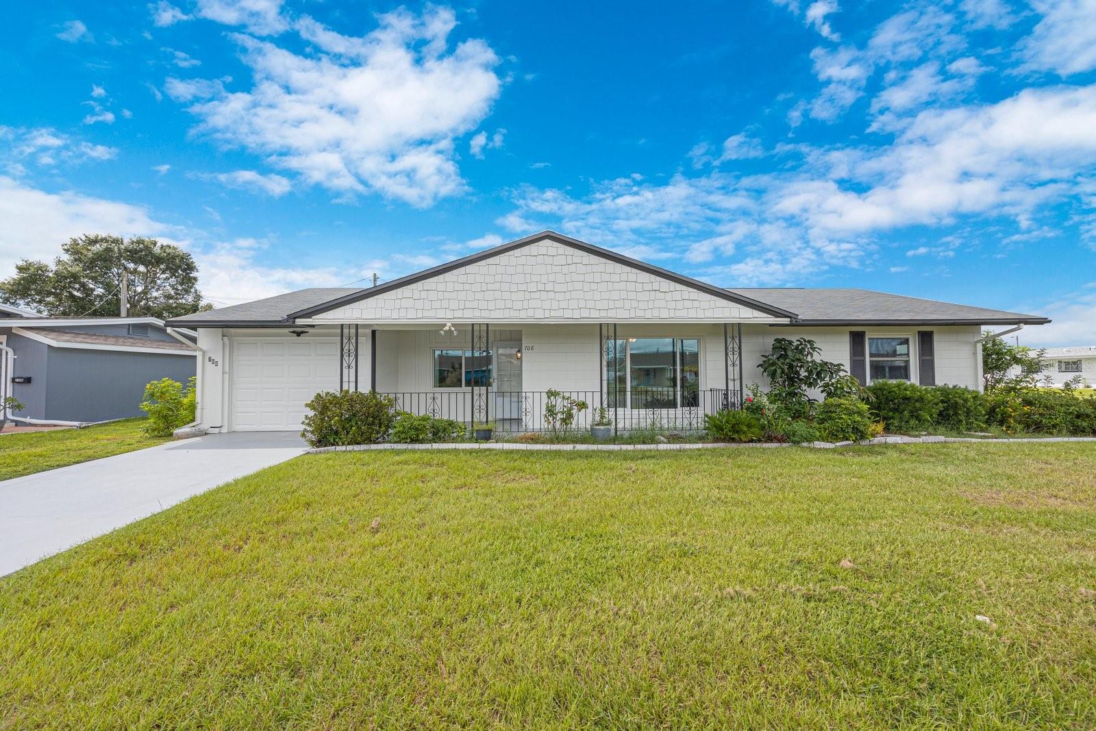 Bel Air Ave, Sun City Center, FL 33573