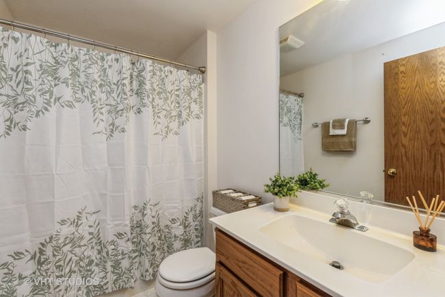 10901 Michigan Dr, House other with 4 bedrooms, 4 bathrooms and 3 parking in Spring Grove IL | Image 14