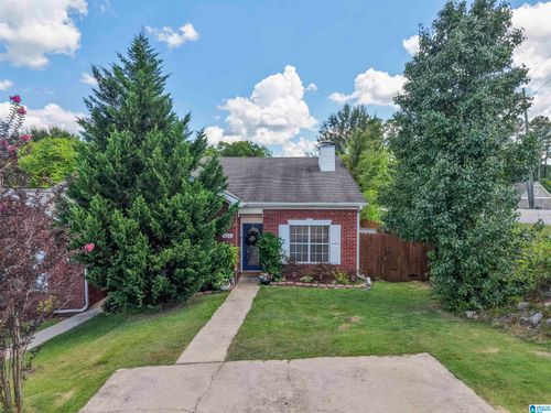 401 Hillsboro Ln, HELENA, AL, 35080-3752 | Card Image
