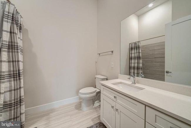 APT-102 - 1761 Old Meadow Rd, Condo with 2 bedrooms, 3 bathrooms and null parking in MCLEAN VA | Image 29