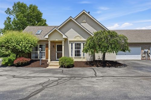 81441 Lost Valley Dr, Adams Twp, PA, 16046 | Card Image