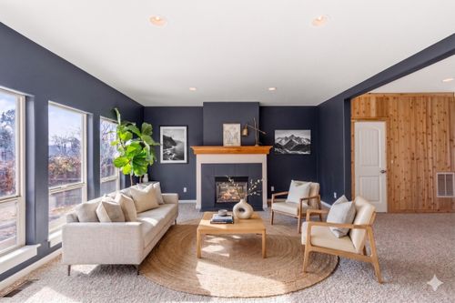 20739 Ne Angora Ct, Bend, OR, 97701-7329 | Card Image