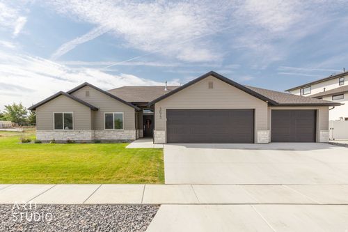 3673 W Stanmore Dr, Taylor, UT, 84401-5014 | Card Image