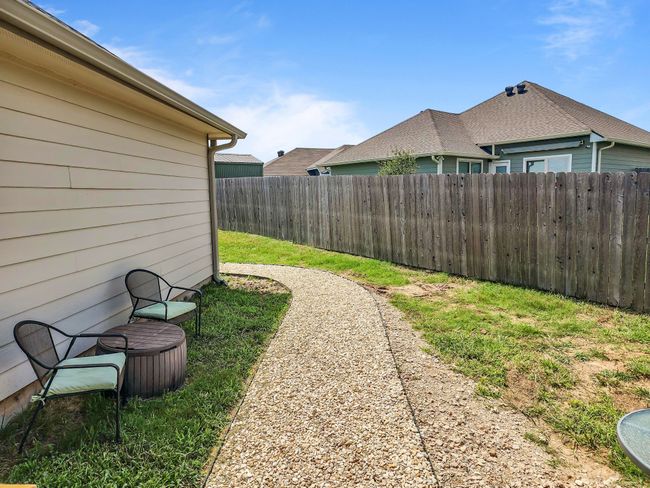 View of yard | Image 33