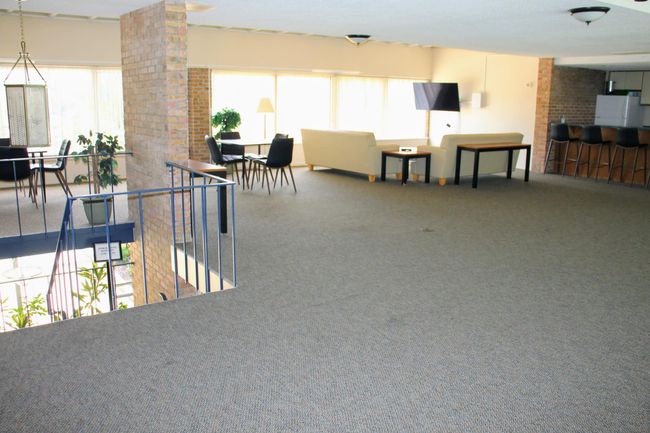 Gathering room can be reserved for personal use. | Image 32