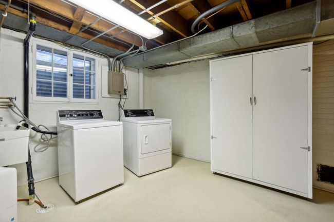 Laundry | Image 28