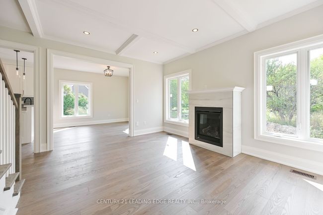 826 Montsell Ave, House other with 4 bedrooms, 3 bathrooms and 4 parking in Willow Beach ON | Image 15
