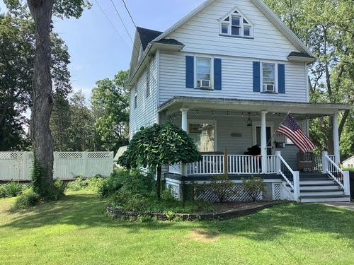 137 North Ave, Avon, NY, 14414-1013 | Card Image