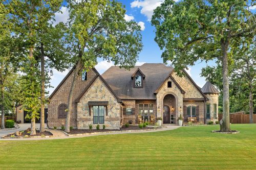 210 Woodland Dr, Krugerville, TX, 76227-6266 | Card Image