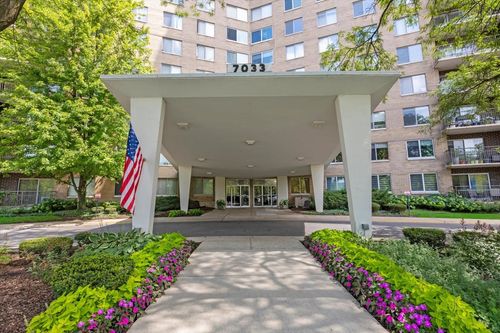 apt-310-7033 N Kedzie Ave, Chicago, IL, 60645-2807 | Card Image