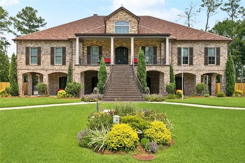 408 W Chase Ct, Mandeville, LA, 70448-4883 | Card Image