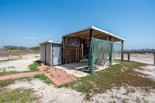 326 E 10 Th St, House other with 1 bedrooms, 2 bathrooms and null parking in Rockport TX | Image 23