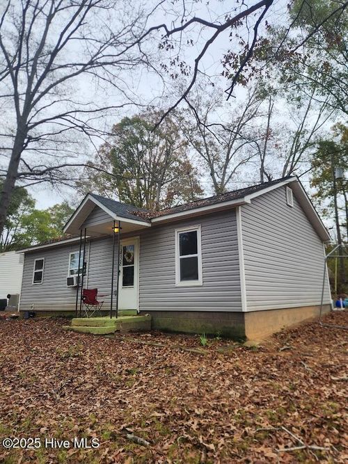 1438 Bryant St, Gastonia, NC, 28052-5206 | Card Image