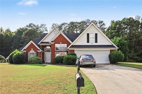 300 Glynnshire Ct, Covington, GA, 30016-8231 | Card Image