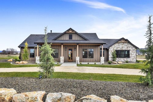 3170 Grandview Ln, Emmett, ID, 83617-3052 | Card Image