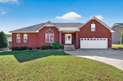 213 Cheshire Rd, Clarksville, TN, 37043-5864 | Card Image