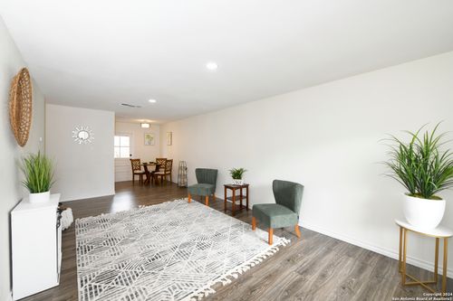 apt-212-911 Vance Jackson Rd, San Antonio, TX, 78201-2731 | Card Image