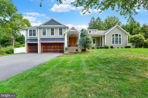 4 Hummingbird Rd, WYOMISSING, PA, 19610-2815 | Card Image