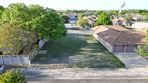 5906 Brook Fls, Windcrest, TX, 78239-2648 | Card Image