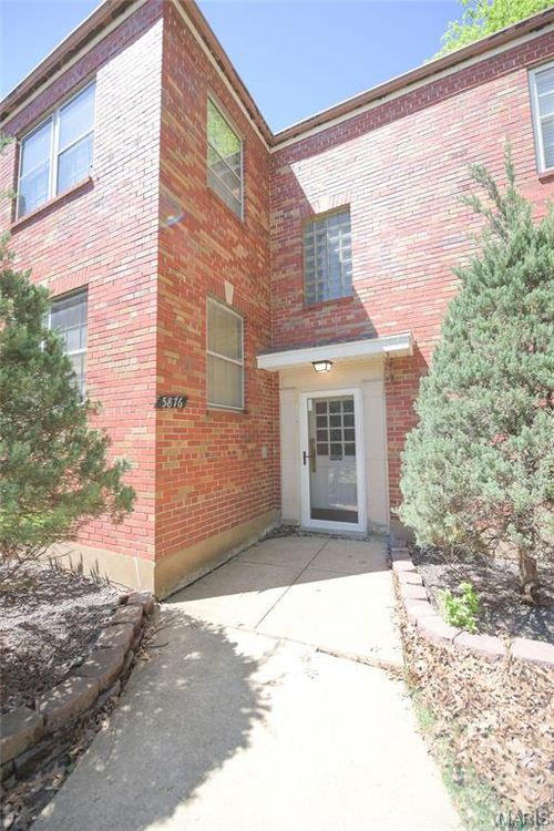 111-1n-5876 Sunshine Drive, St Louis, MO, 63109 | Card Image
