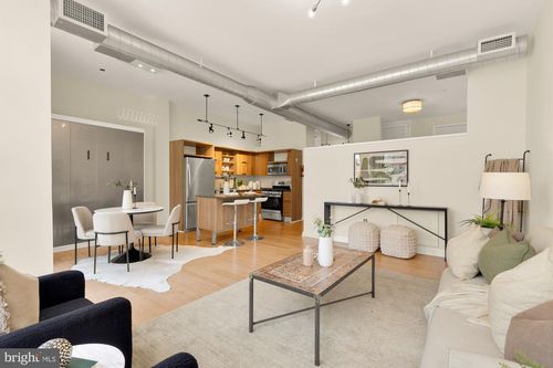 203-1390 V St Nw, WASHINGTON, DC, 20009-8337 | Card Image