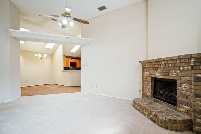 2321 Baretta Dr, House other with 3 bedrooms, 2 bathrooms and null parking in Mesquite TX | Image 5