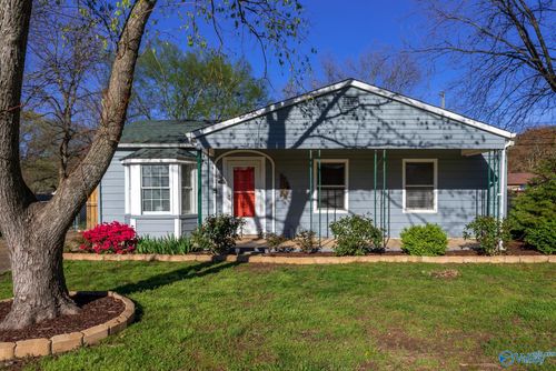 2033 Dellbrook Dr Ne, Huntsville, AL, 35811-2458 | Card Image