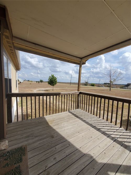 61 County Road 433, Thrall, TX, 76578-8519 | Card Image
