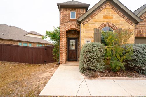 8709 White Crown, San Antonio, TX, 78254-4503 | Card Image