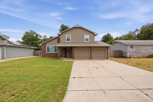10013 W Dora, Wichita, KS, 67209 | Card Image