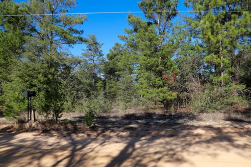 24 E Marigold Ave, DeFuniak Springs, FL, 32433 | Card Image