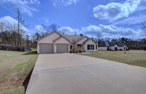 9024 Greenstone Dr, Alexander, AR, 72002-8063 | Card Image