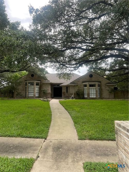 403 Turtle Rock Dr, Victoria, TX, 77904-1135 | Card Image