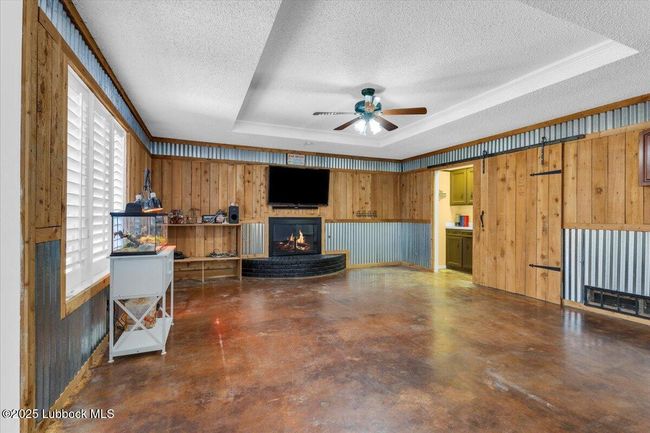 2022 Buffalo Dr, House other with 3 bedrooms, 2 bathrooms and null parking in Levelland TX | Image 11
