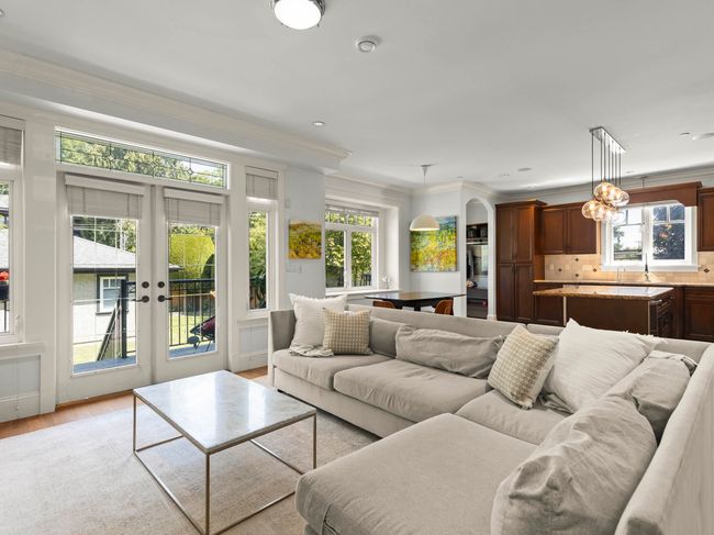 3007 W 33 Rd Ave, House other with 4 bedrooms, 6 bathrooms and 2 parking in Vancouver BC | Image 6