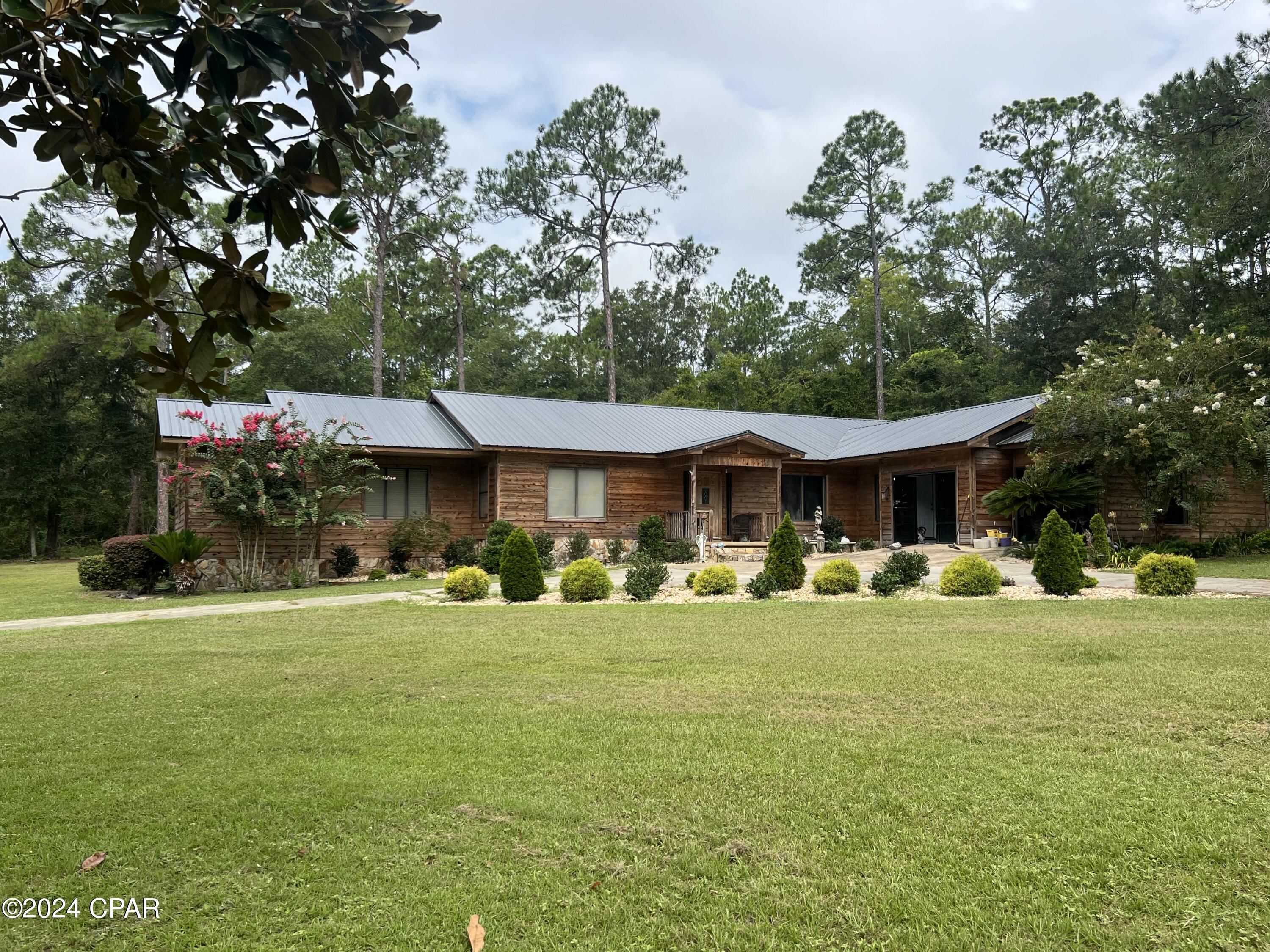 Nearing Hills Cir, Chipley, FL 32428