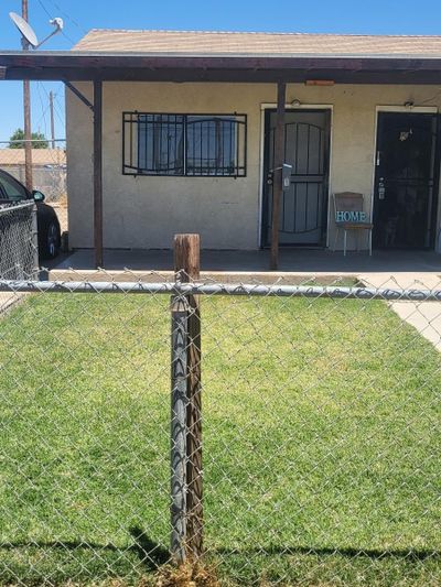 312 S Cesar Chavez St, House other with 2 bedrooms, 1 bathrooms and null parking in Brawley CA | Image 1