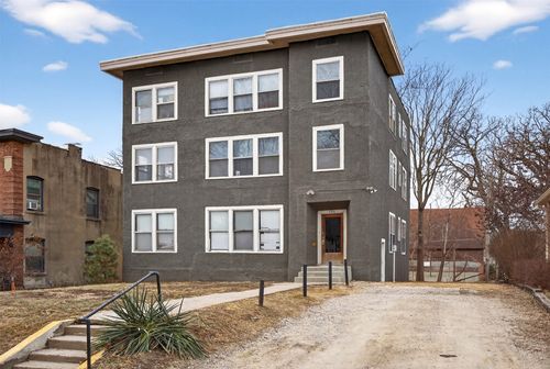 686 19th St, Des Moines, IA, 50314-1085 | Card Image