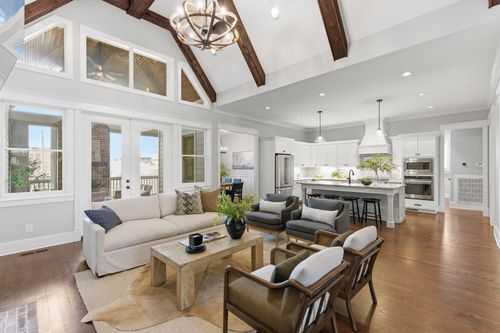 2209 20th Ave S, Nashville, TN, 37212-4360 | Card Image